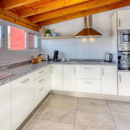 Big Terraced House, 100M To The Beach, With Bbq And Sea View Guincho  외부 사진